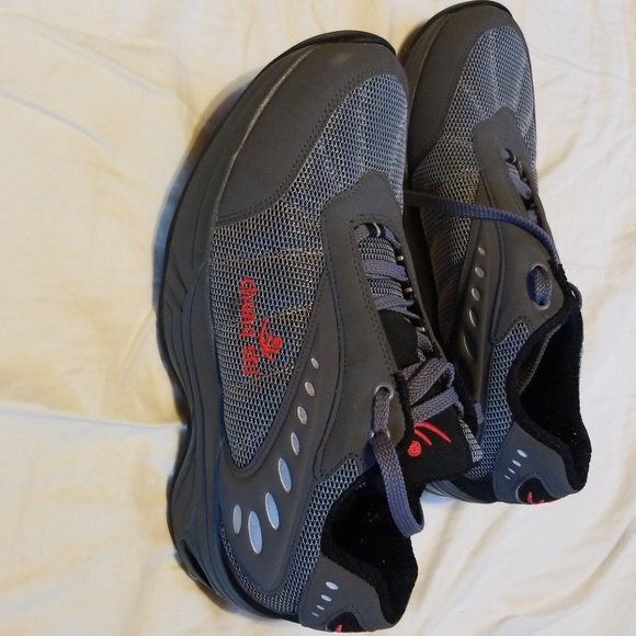 chung shi Shoes - Chung shi shoes.